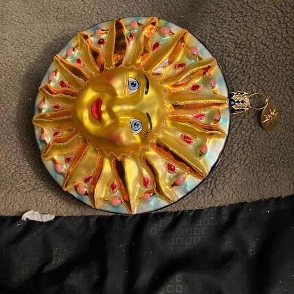 Smiling Sun - Picture 2 of 5